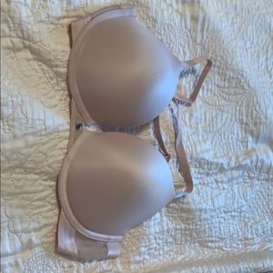 Victoria Secret Plunge bra 32D